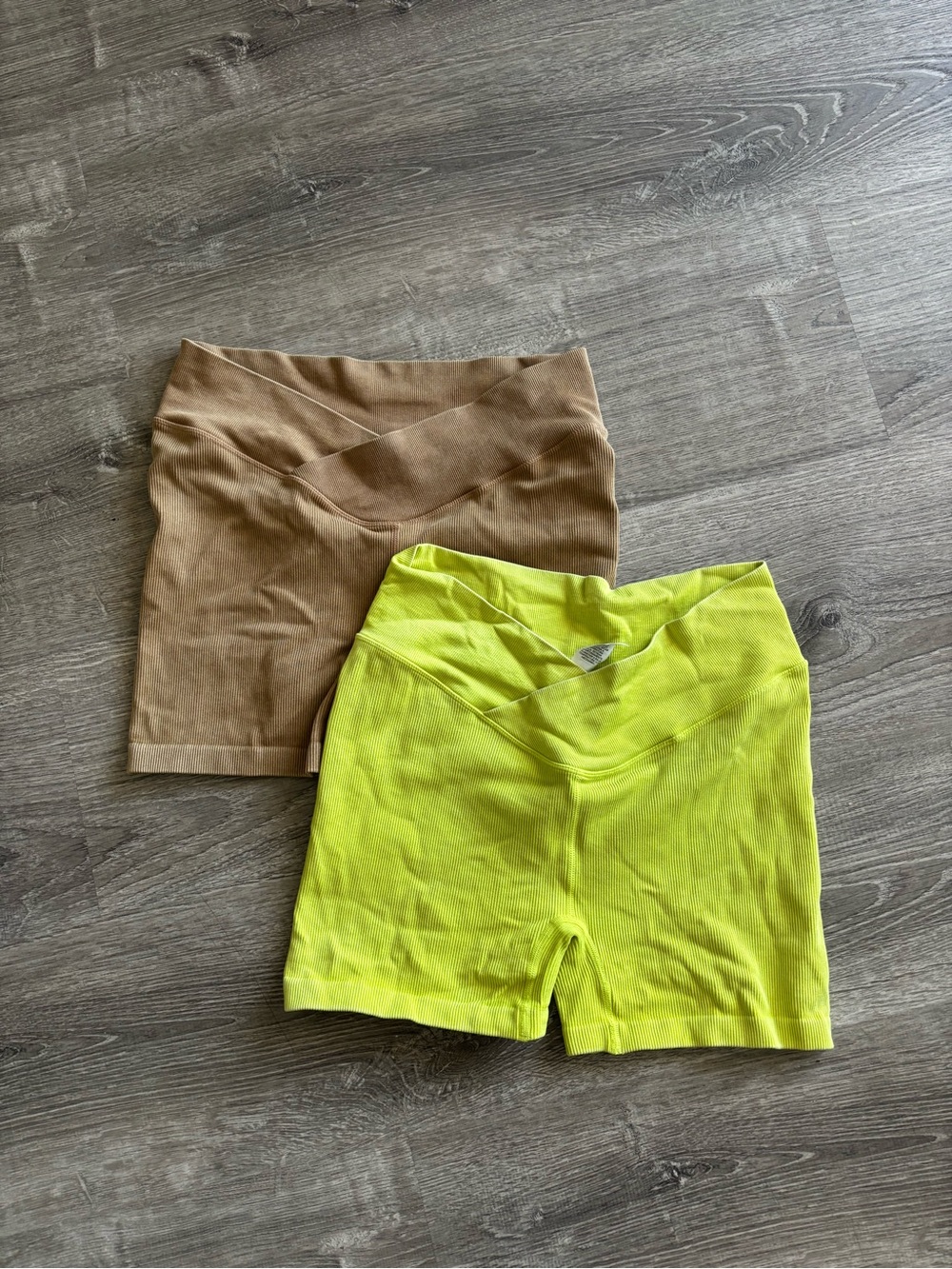 JoyLab Seamless Crossover Bike Shorts in Neon Lime and Tan
